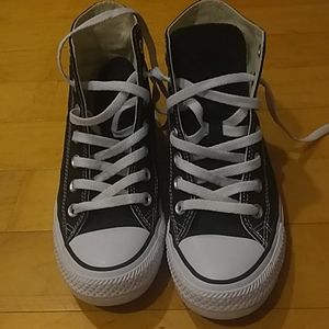 Black high top converse